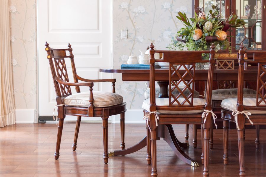 floral wallpaper, floral dining room