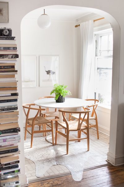 tulip table, wishbone chair