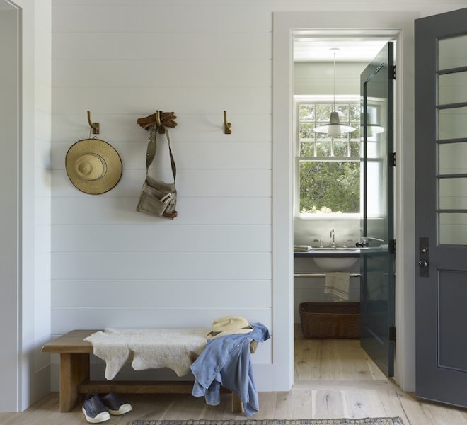 modern farmhouse entryway